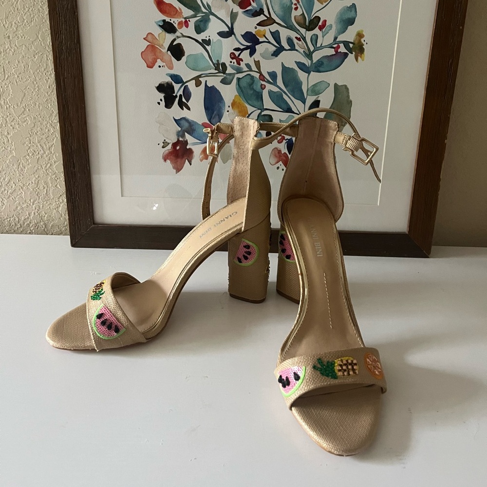 Gianni Bini Tropical Strap Heel - 9